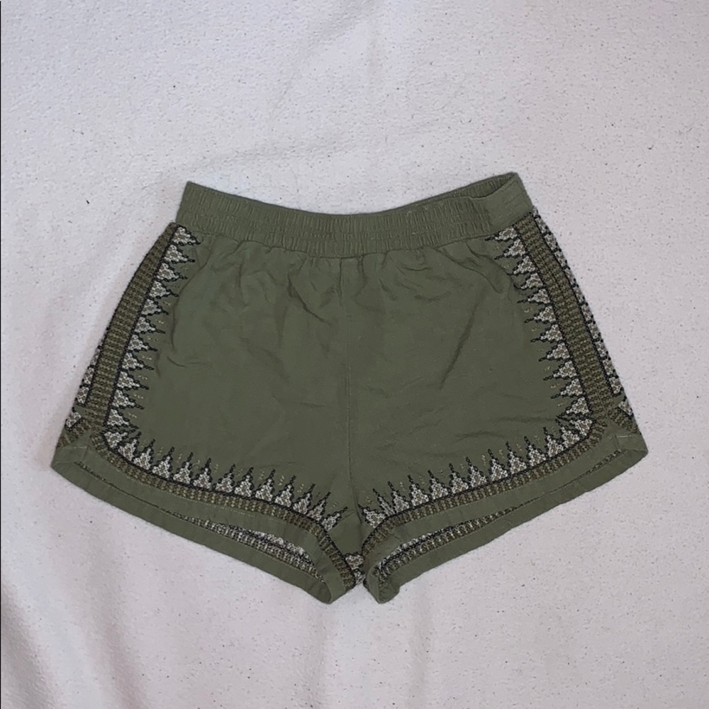 Embroidered shorts
